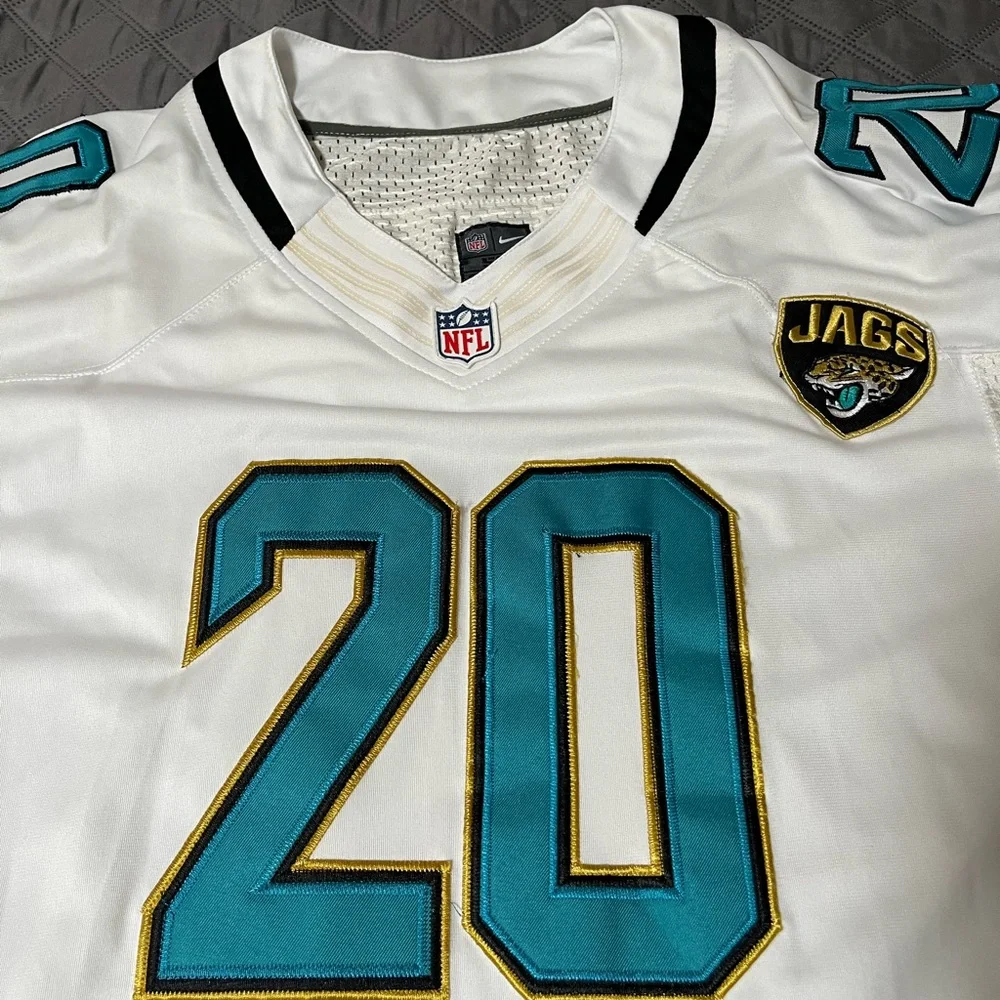 Jersey Jags - Picture 1 of 4